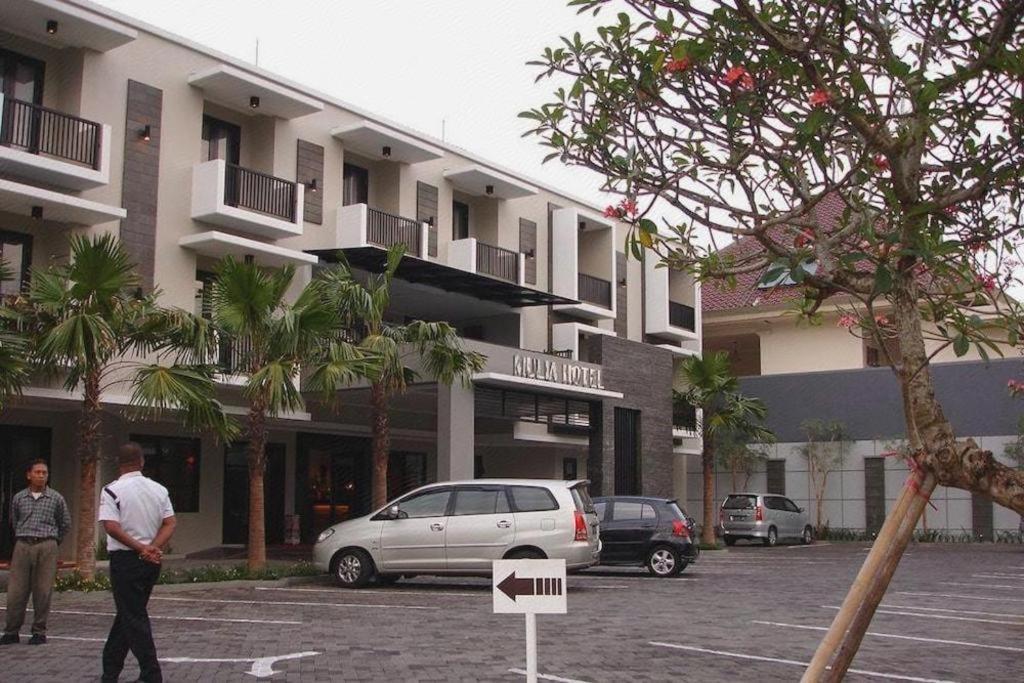 Bintang Mulia Hotel Jember Exterior photo