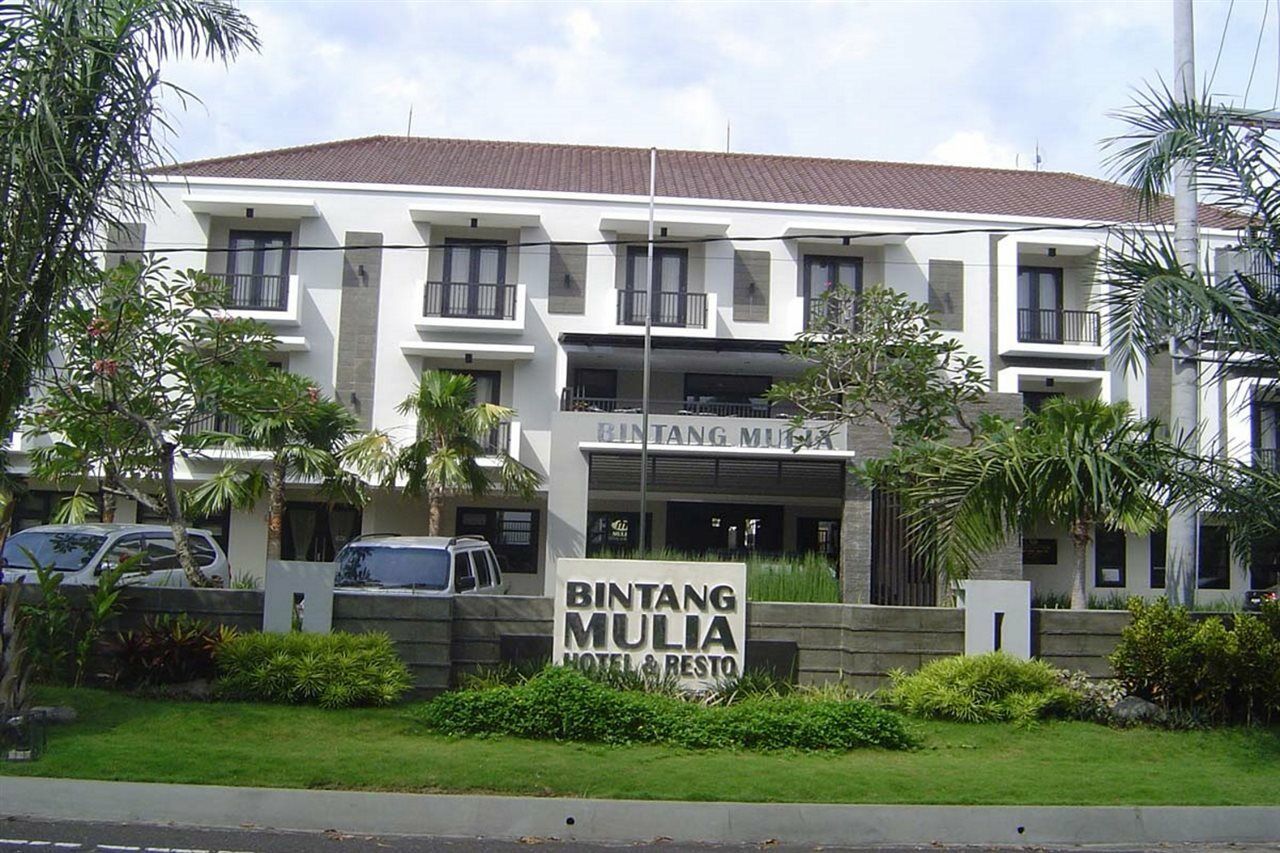 Bintang Mulia Hotel Jember Exterior photo